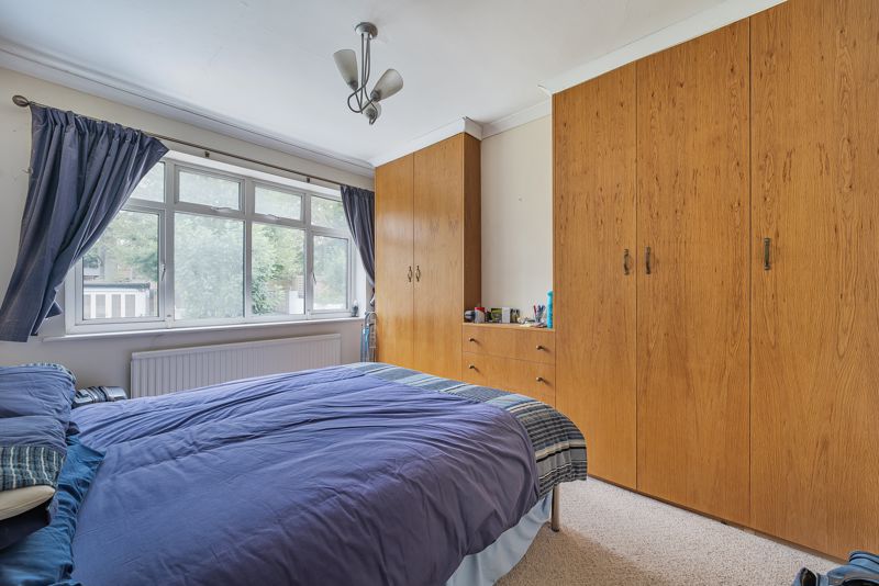 Bedroom- click for photo gallery